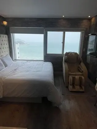 Design Tek Büyük Yataklı Oda