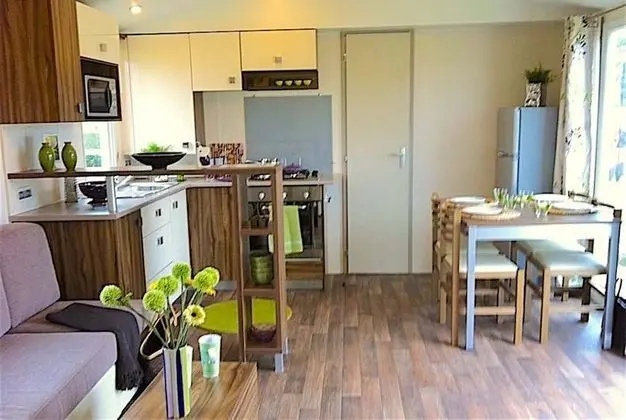 Karavan (6-8 people)