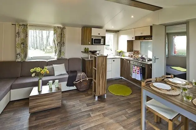 Karavan (6-8 people)