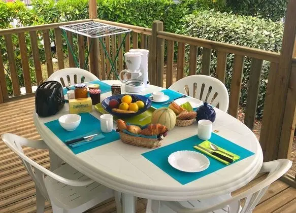 Karavan (6-8 people)