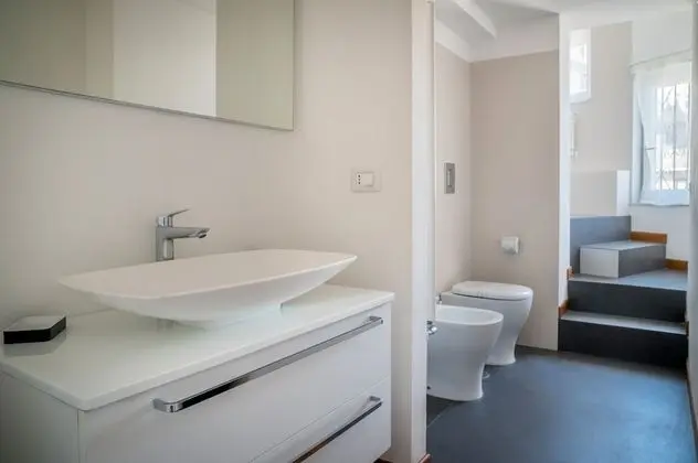 Tek Büyük veya İki Ayrı Yataklı Oda, Özel Banyo (Via Porta di Ronca, 27)