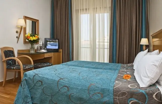 Superior Oda, Balkon