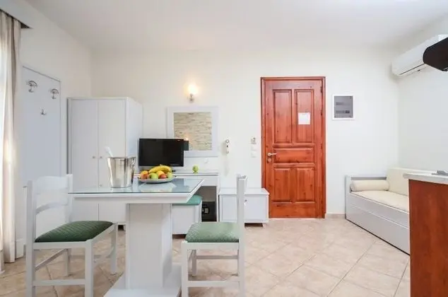 Stüdyo (for 3)