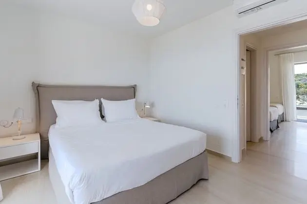 2 Bedroom Maisonete with Sea View