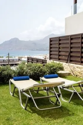 2 Bedroom Maisonete with Sea View