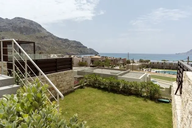2 Bedroom Maisonete with Sea View