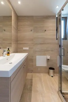 2 Bedroom Maisonete with Sea View