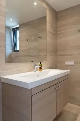2 Bedroom Maisonete with Sea View