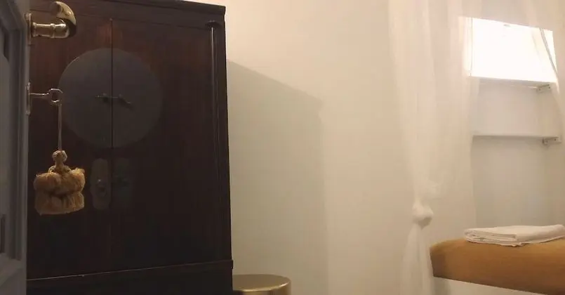 Tek Büyük Yataklı Oda (La Ocra)