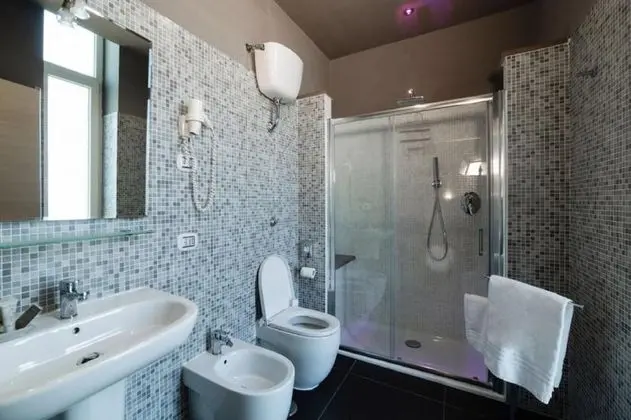 Comfort Tek Büyük veya İki Ayrı Yataklı Oda, Özel Banyo