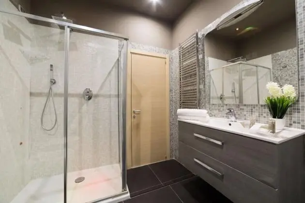 Comfort Tek Büyük veya İki Ayrı Yataklı Oda, Özel Banyo