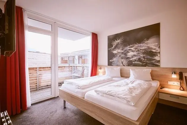 Tek Büyük Yataklı Oda, 1 Büyük (Queen) Boy Yatak, Sigara İçilmez