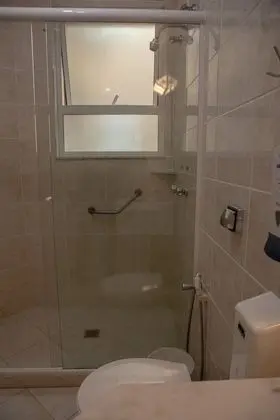 Büyük Yataklı Tek Kişilik Oda