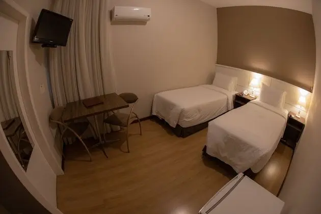 Tek Büyük Yataklı Oda, 1 Çift Kişilik veya 2 Tek Kişilik Yatak