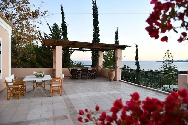 Villa, 4 Yatak Odası, Deniz Manzaralı