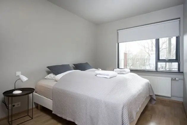 Premium Sea view Apartment with balcony - free parking