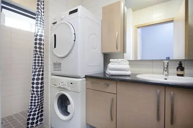 Premium Sea view Apartment with balcony - free parking