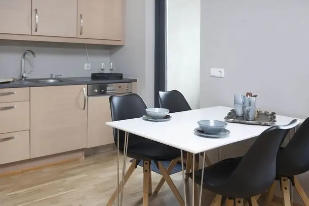 Premium Sea view Apartment with balcony - free parking