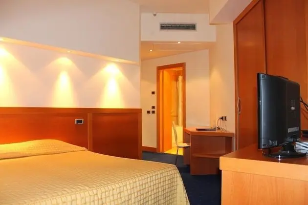 Superior Tek Büyük veya İki Ayrı Yataklı Oda