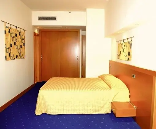 Superior Tek Büyük veya İki Ayrı Yataklı Oda