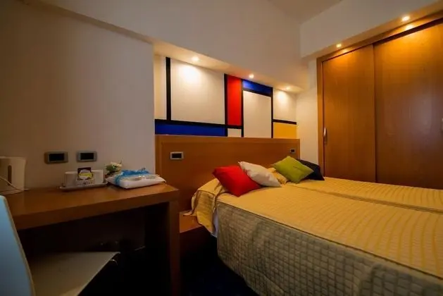 Superior Tek Büyük veya İki Ayrı Yataklı Oda