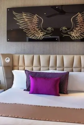 Directors Suite One Bedroom