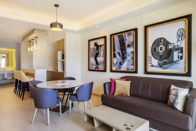 Directors Suite One Bedroom