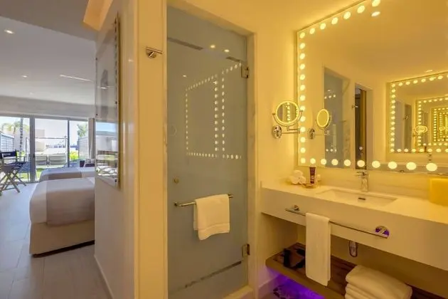 Junior Suite Swim Out