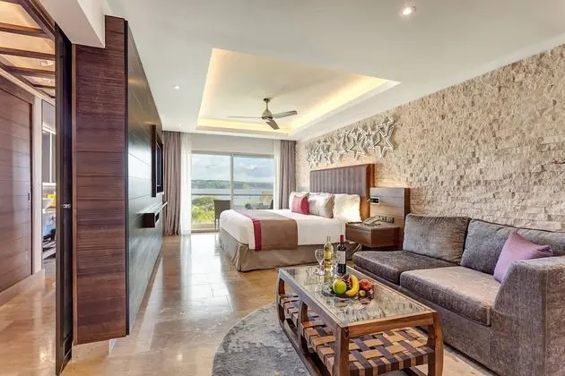 STAR Class Junior Suite Ocean View