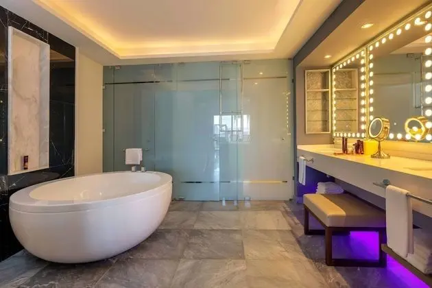 STAR Class Producers Two Bedroom Suite Swim Out