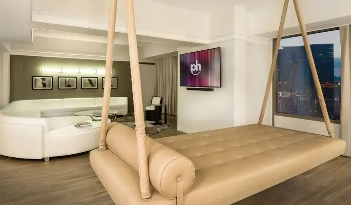 Süit, 1 En Büyük (King) Boy Yatak, Sigara İçilmez, Şehir Manzaralı (Boulevard)