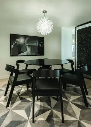Süit, 1 En Büyük (King) Boy Yatak, Sigara İçilmez, Şehir Manzaralı (Boulevard)
