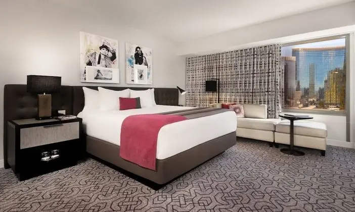 Ultra Hip Room, 1 King Bed, City View Non Smoking