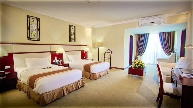 İki Ayrı Yataklı Oda, Şehir Manzaralı