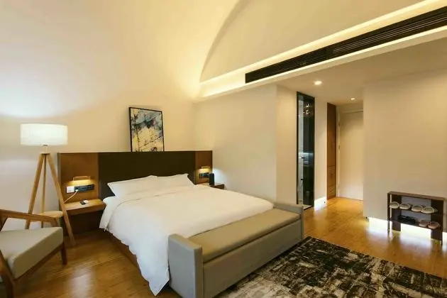 Elite Büyük Yataklı Tek Kişilik Oda, 1 Büyük (Queen) Boy Yatak, Resort Manzaralı, Göl Kenarı