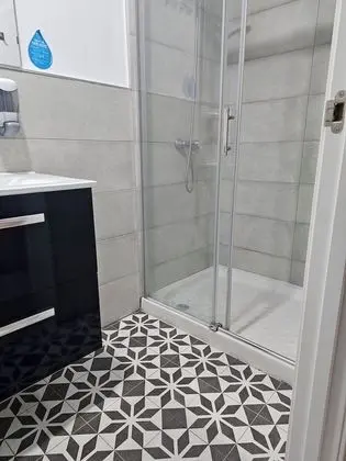 Deluxe Tek Büyük veya İki Ayrı Yataklı Oda, Özel Banyo