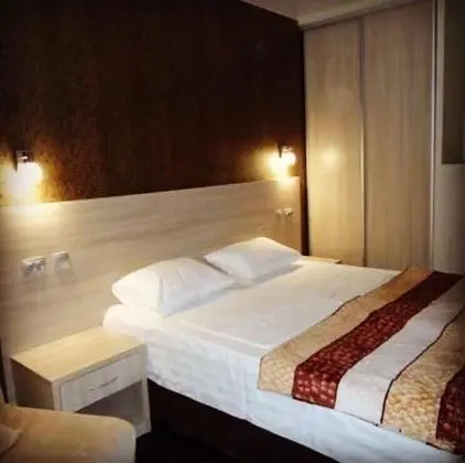 Premium Üç Kişilik Oda