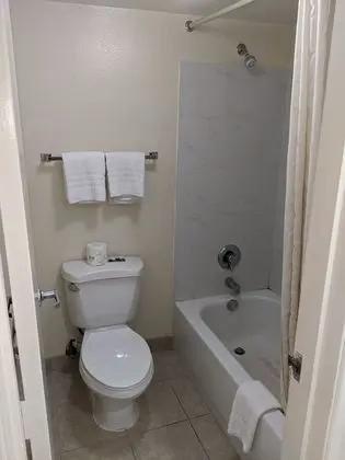 Tek Kişilik Oda, 1 En Büyük (King) Boy Yatak