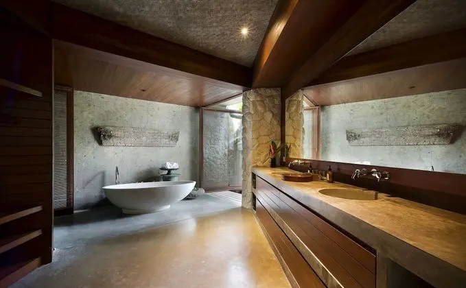Villa, 5 Yatak Odası, Havuz Manzaralı