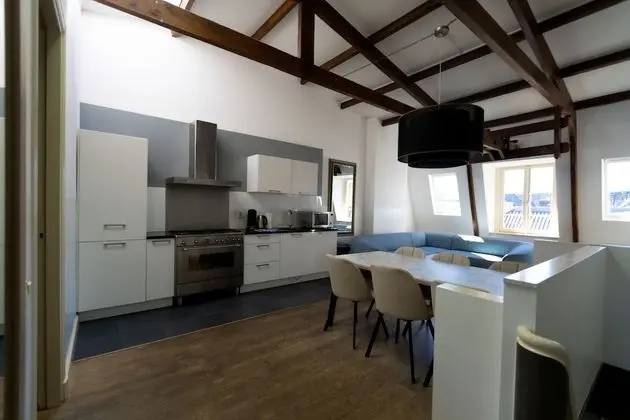 Çatı Katı Süiti (Penthouse)