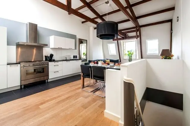 Çatı Katı Süiti (Penthouse)