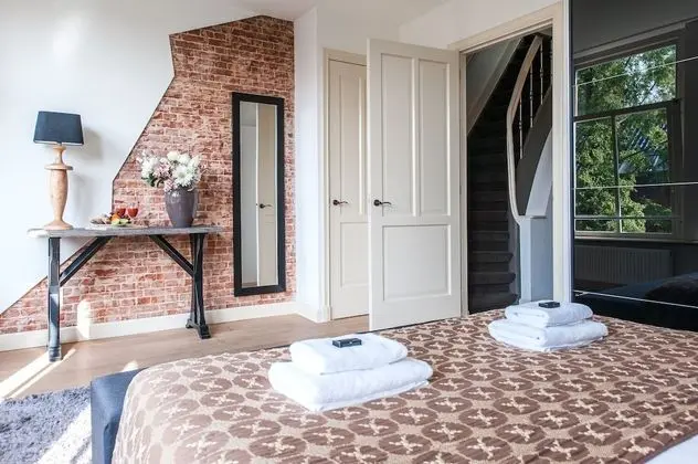 Çatı Katı Süiti (Penthouse)