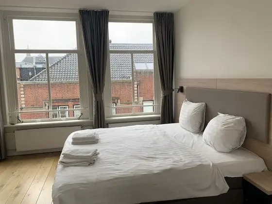 Çatı Katı Süiti (Penthouse), Birden Çok Yatak