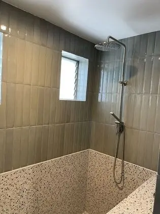 Standard Oda, 1 Büyük (Queen) Boy Yatak, Özel Banyo