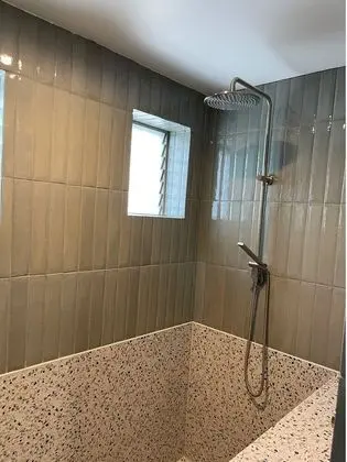 Standard Oda, 1 Büyük (Queen) Boy Yatak, Özel Banyo