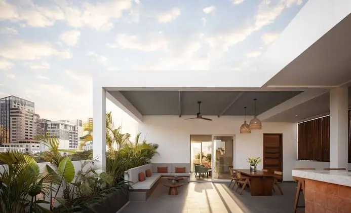 Penthouse Rooftop Suite