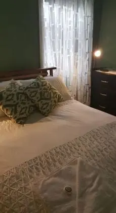 Deluxe Tek Büyük Yataklı Oda, 1 Büyük (Queen) Boy Yatak