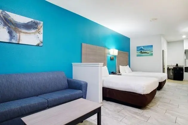 2 Queen Standard Suites, 1st Floor