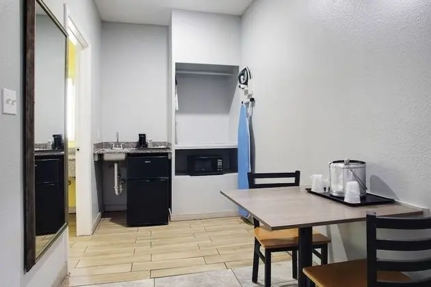 2 Queen Standard Suites, 1st Floor