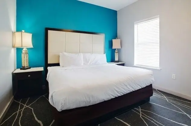 Condo, 2 Bedrooms, 2nd Floor